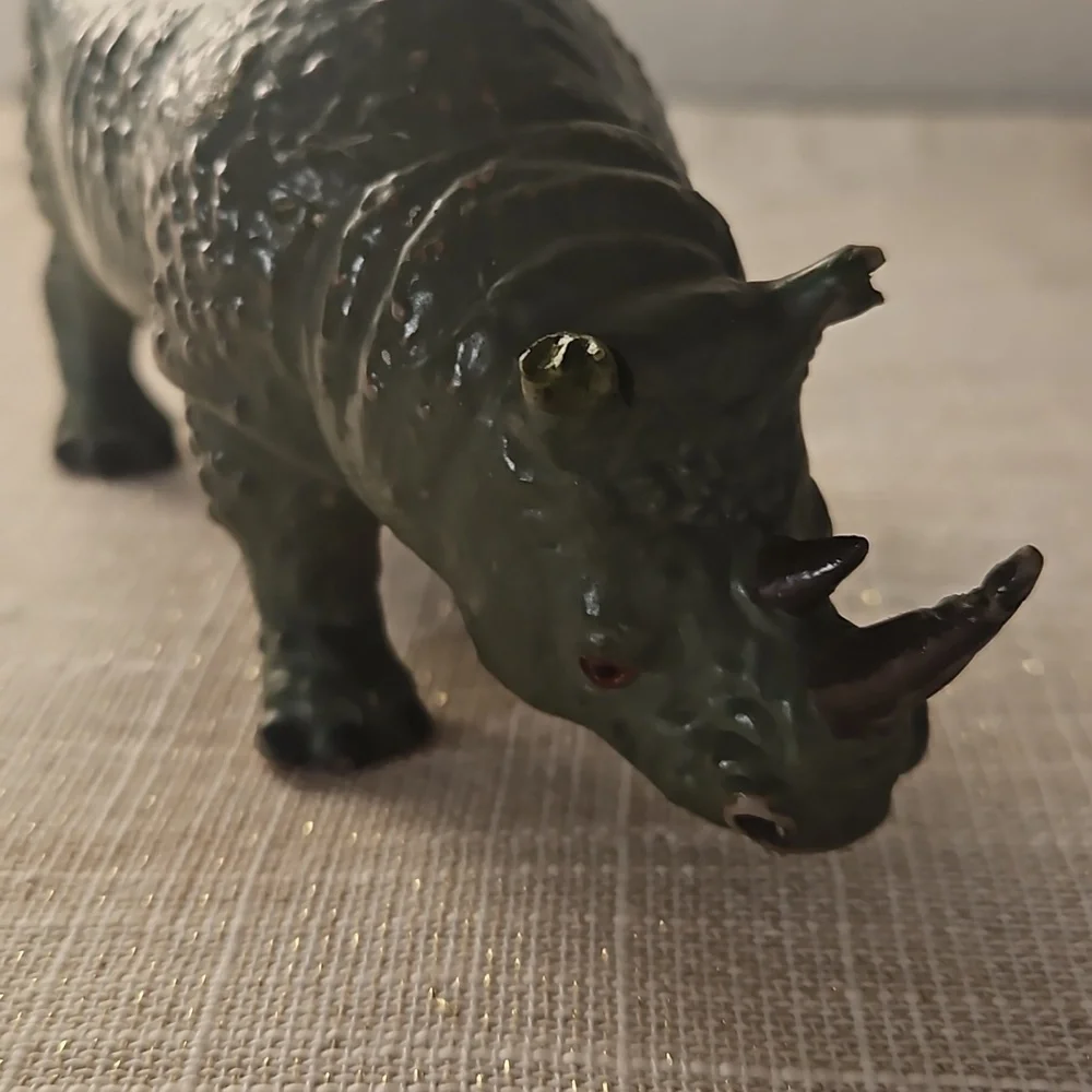 Vintage AAA solid rubber Rhinocerous Figure - Picture 5 of 8